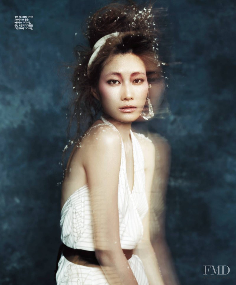 Hyun Yi Lee featured in Snow White, August 2012