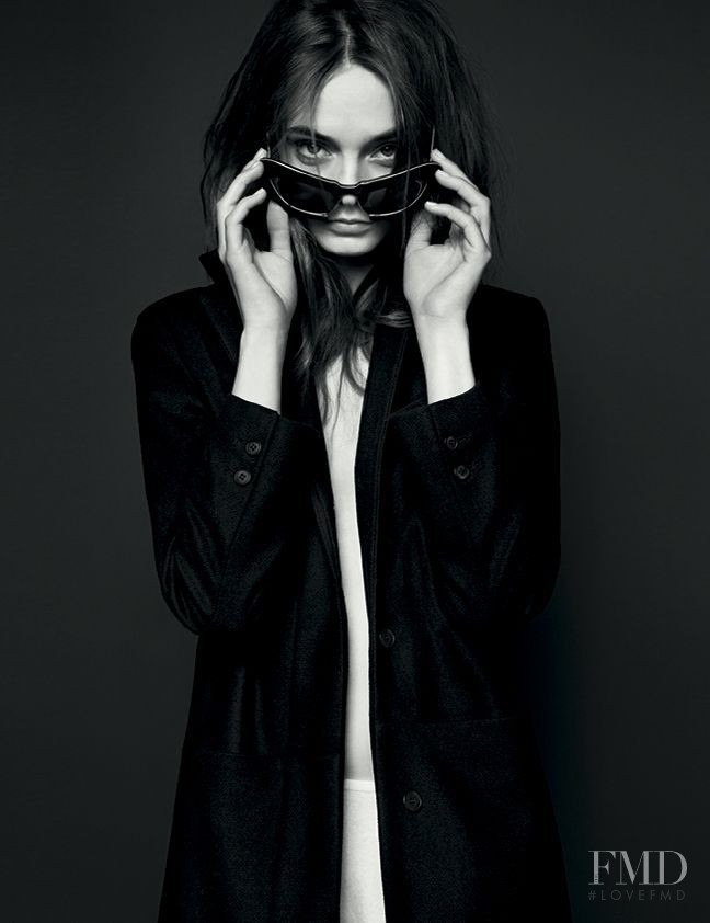 Nimuë Smit featured in Fall Fever, September 2012