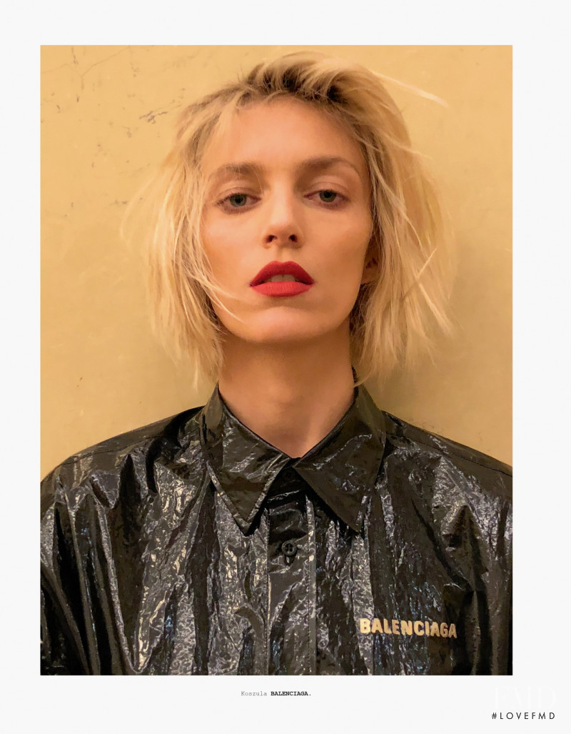 Anja Rubik featured in Anja Rubik, March 2018