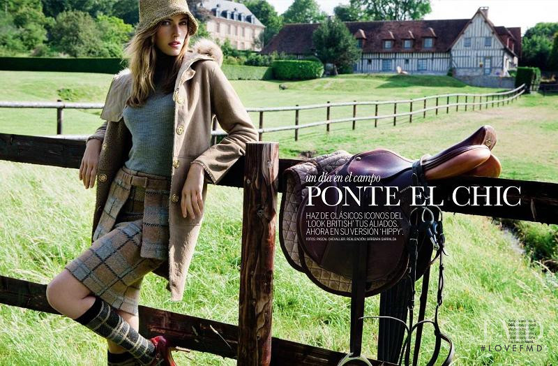 Nadejda Savcova featured in Ponte El Chic, November 2009