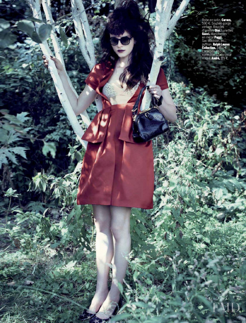 Anna de Rijk featured in Veneneux accessoires, October 2012