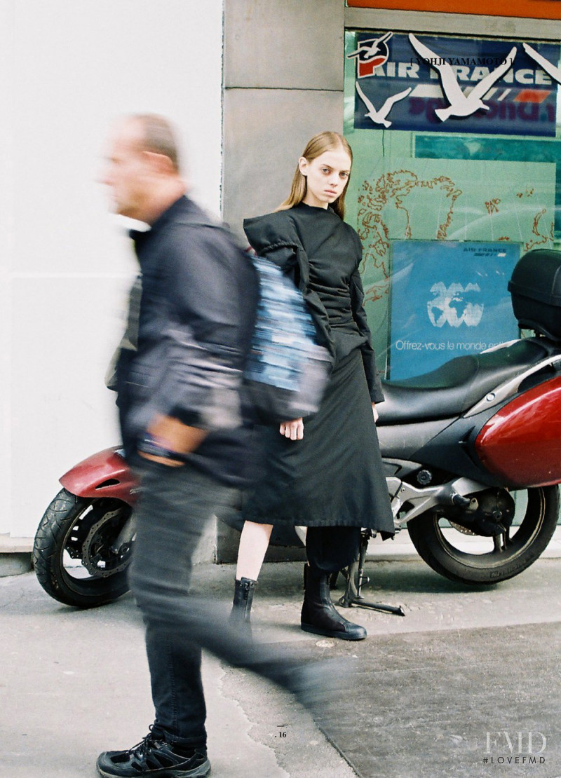 Mariana Zaragoza featured in Yohji Yamamoto Fall 17, November 2017