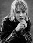 Edie Campbell, Pas Poseuse