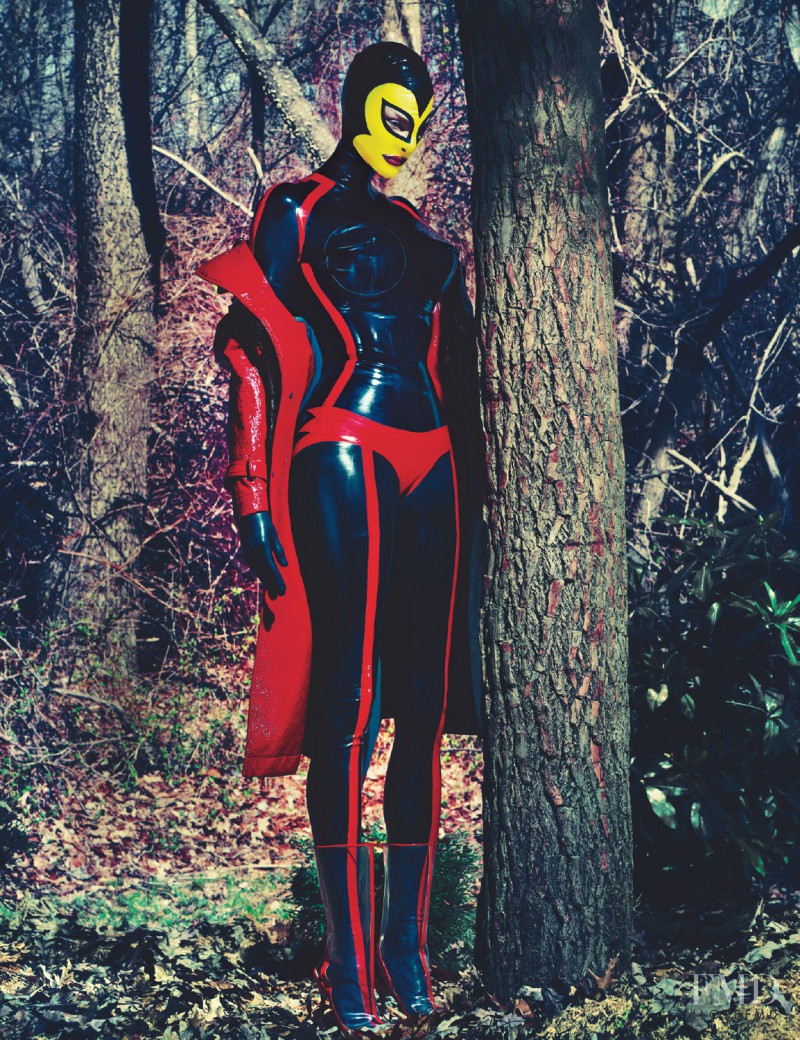 Linda Evangelista featured in Super Linda, September 2012