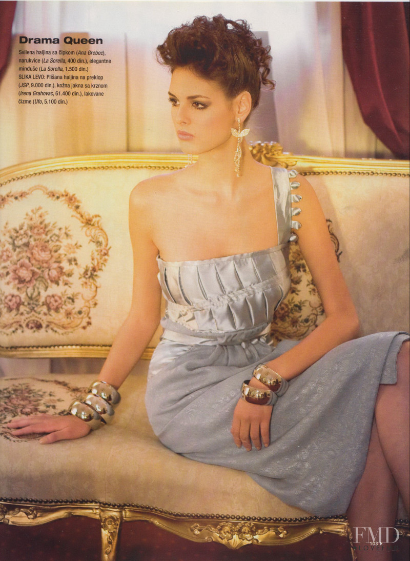 Bojana Krsmanovic featured in Classy de luxe, December 2008