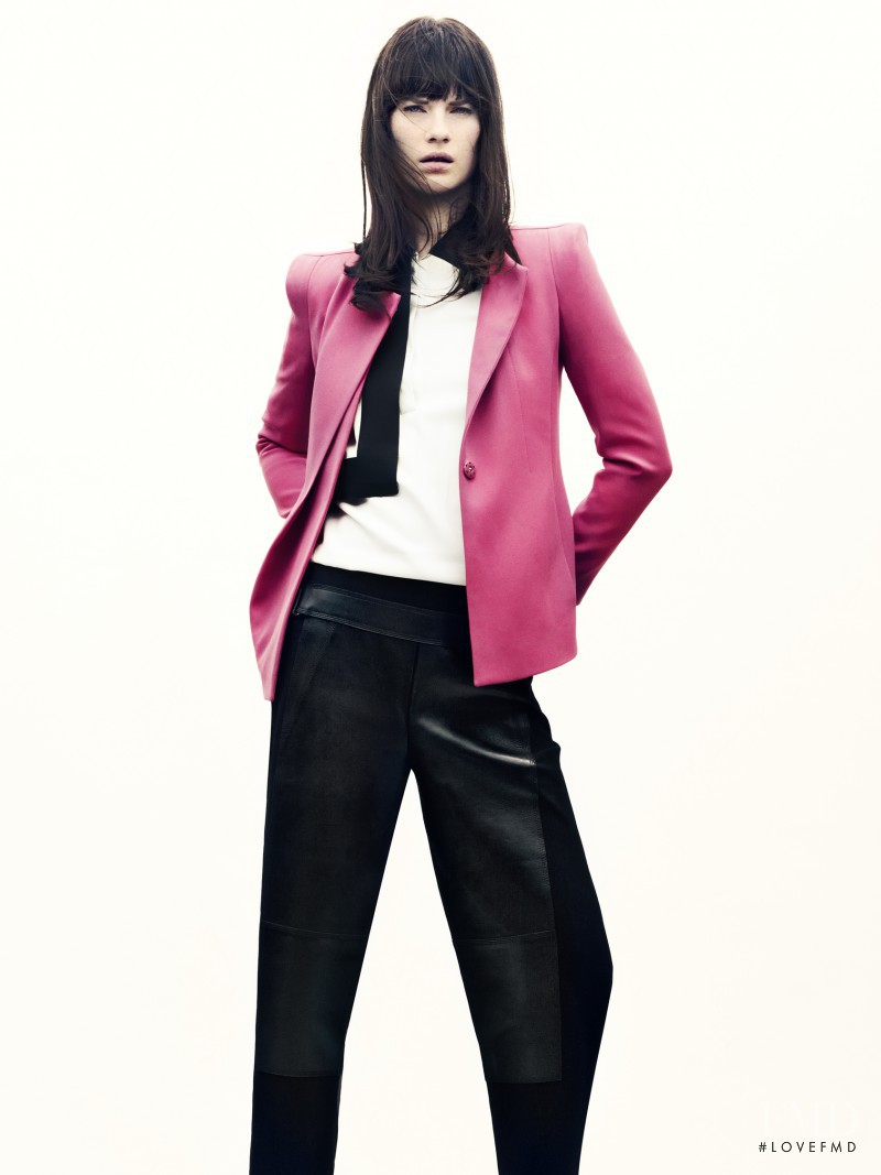 Querelle Jansen featured in  Pretty In Pink, August 2012