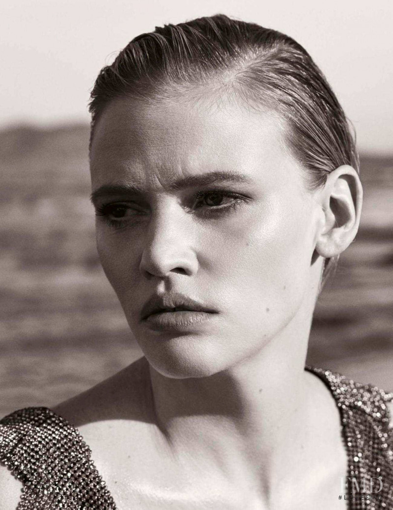 Lara Stone featured in Escuela De Sirenas, May 2018