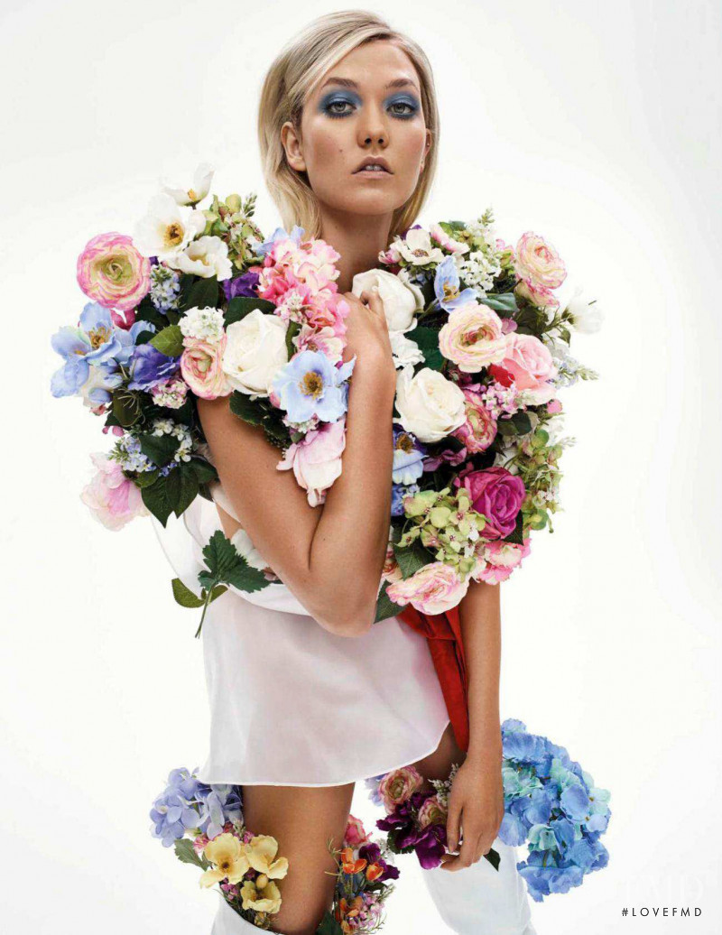 Karlie Kloss featured in Flor, June 2018