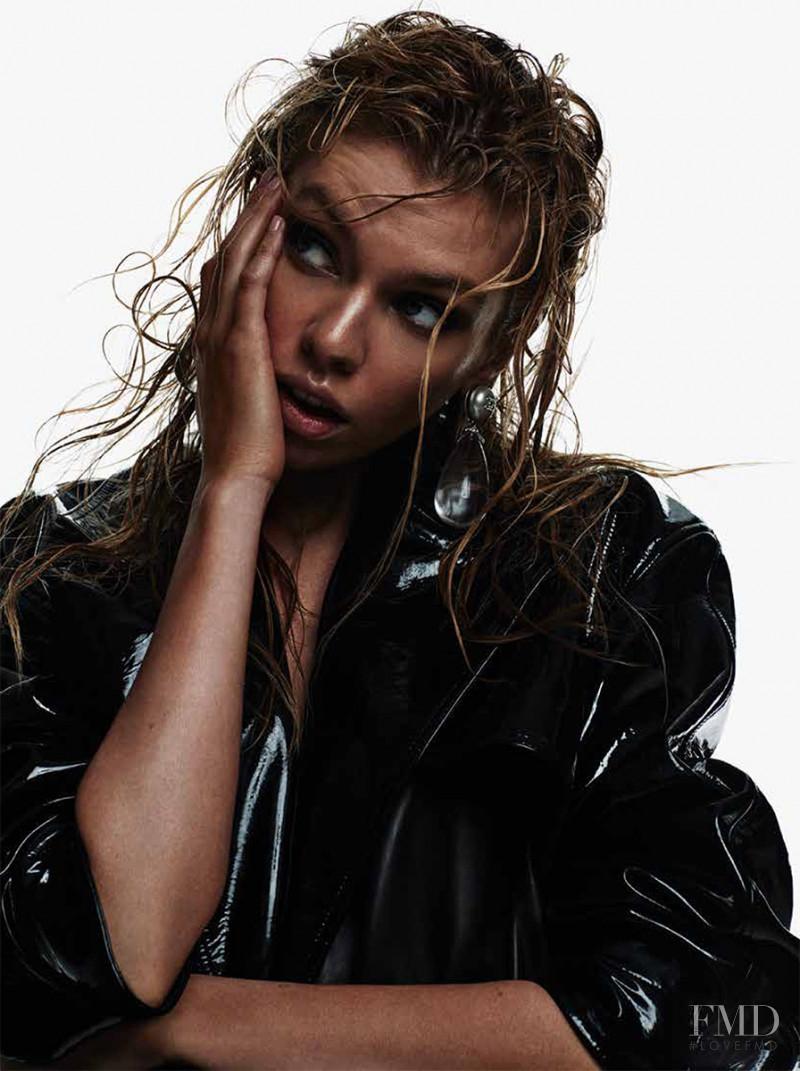 Stella Maxwell featured in Best of what\'s sexy now, May 2018