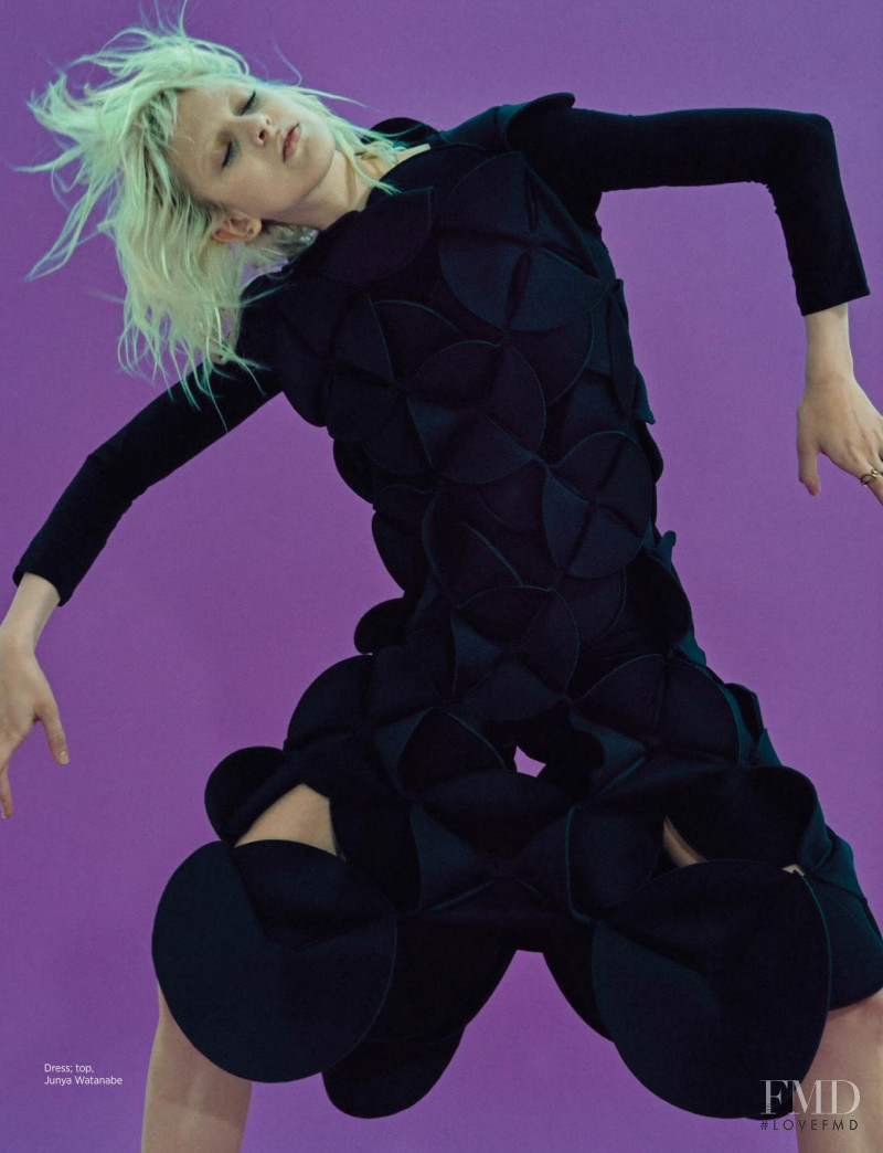 Lida Fox featured in She\'s Got The Moves, October 2016