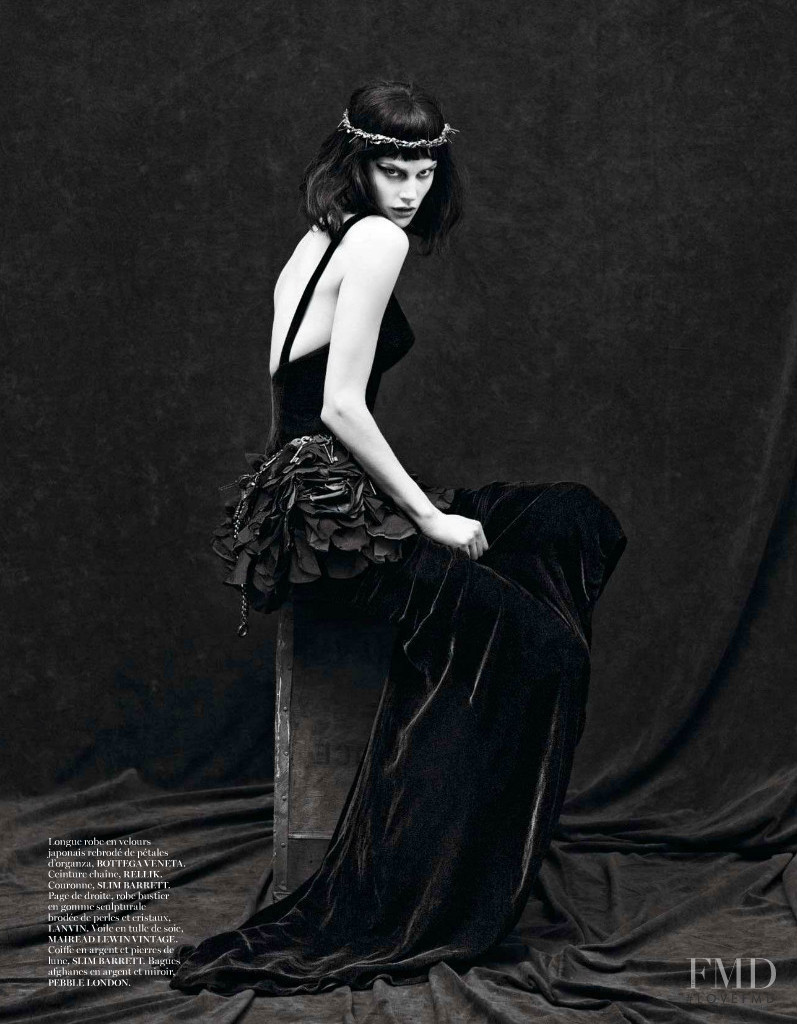 Saskia de Brauw featured in Le Noir, September 2012