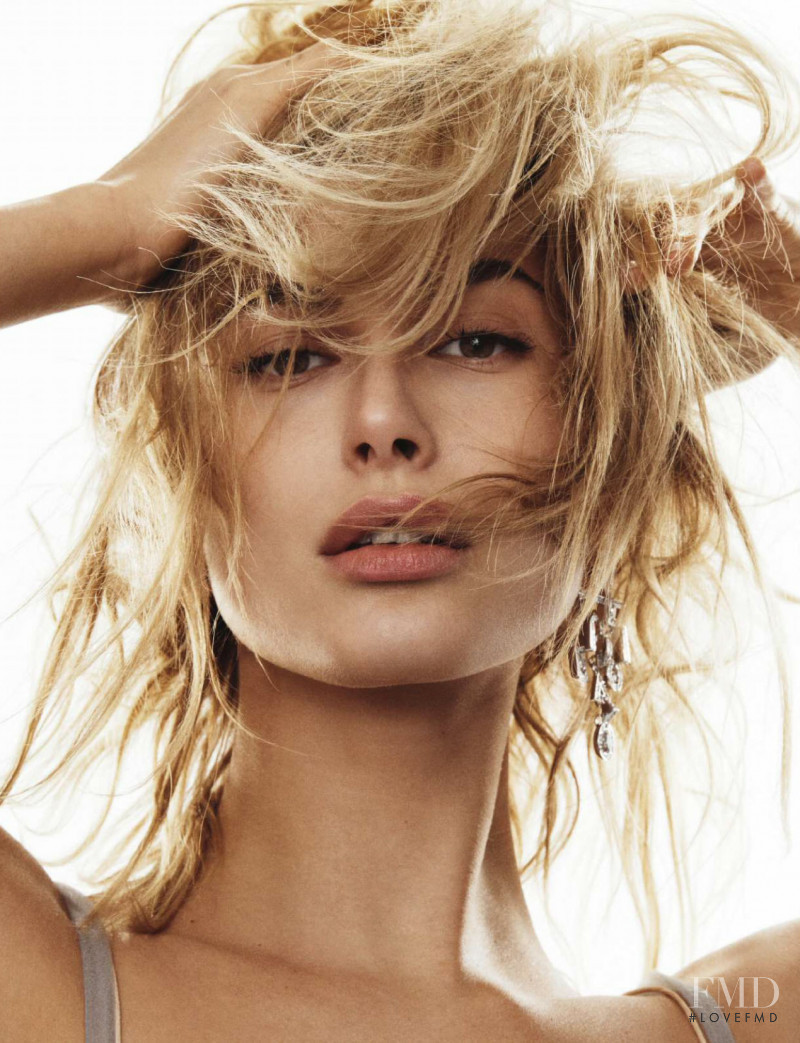 Hailey Baldwin Bieber featured in Covergirl, January 2018