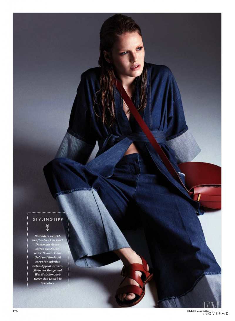 Denim Tiefblau, May 2016