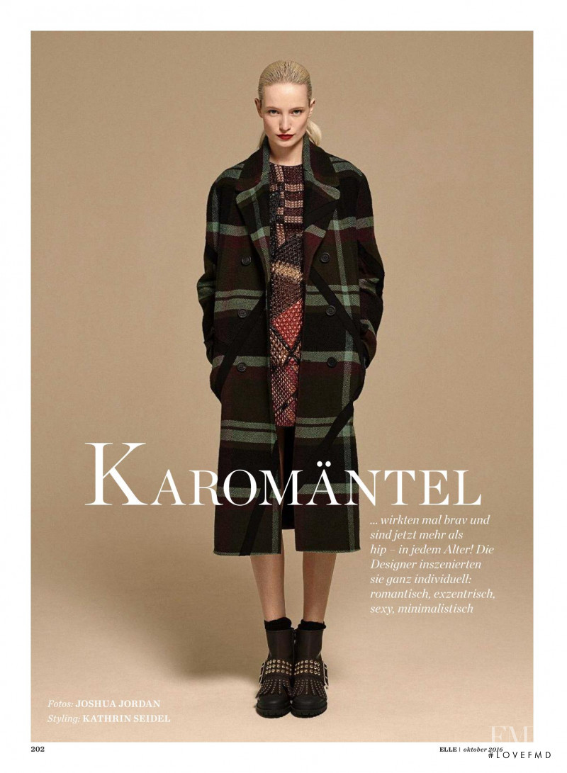Maud Welzen featured in Karomantel, October 2016