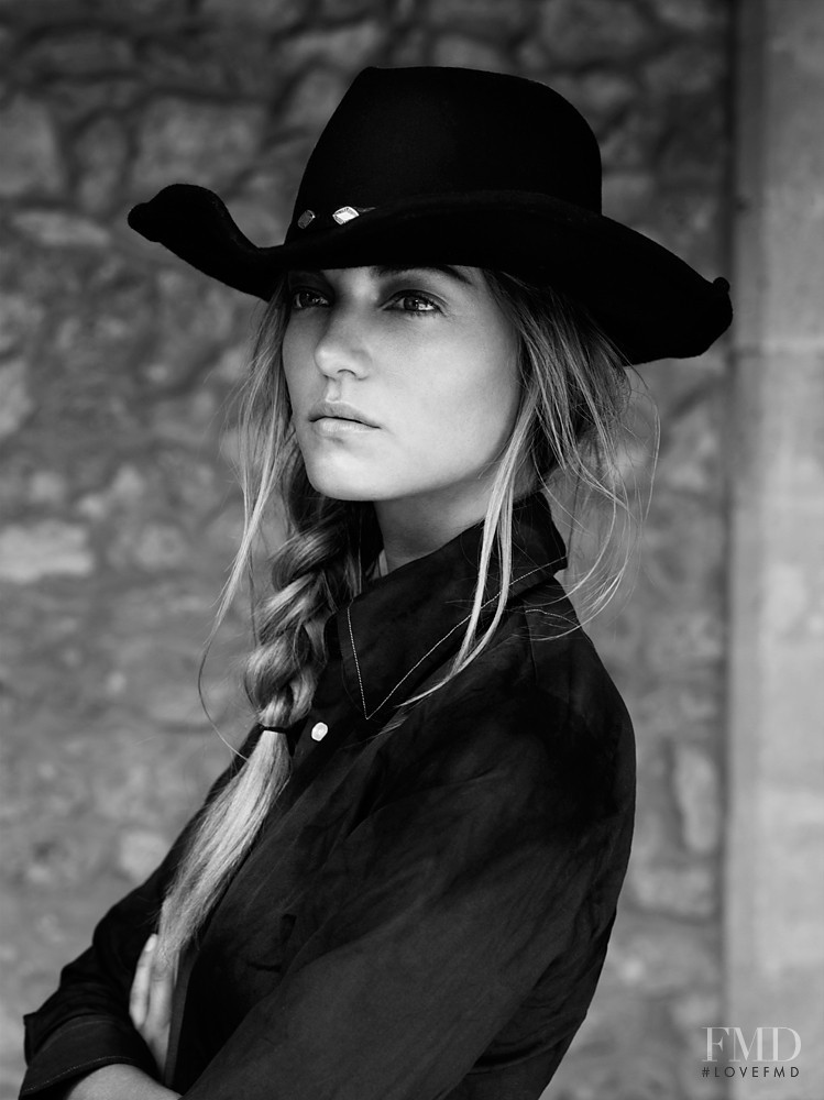 Theres Alexandersson featured in Top Hat, August 2012