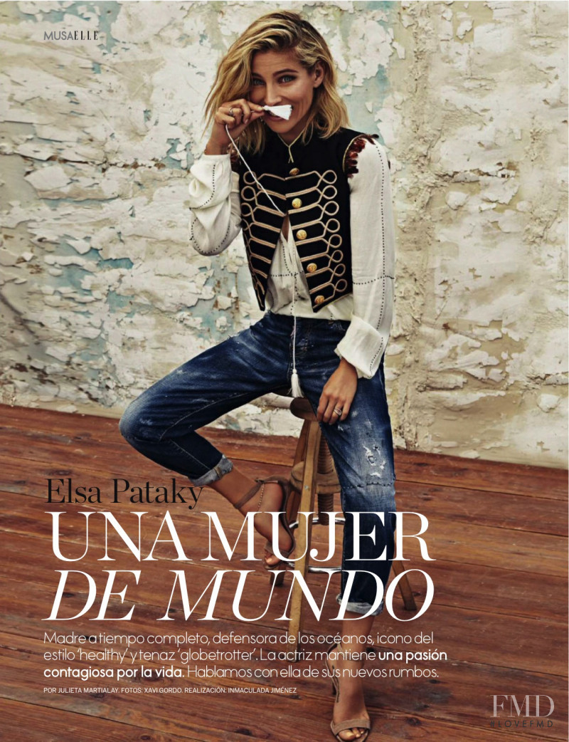 Una Mujer De Mundo, December 2015