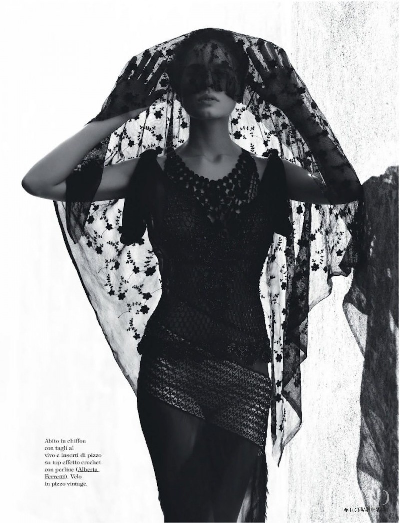 Vanessa Hegelmaier featured in Pizzo per Passione, February 2012