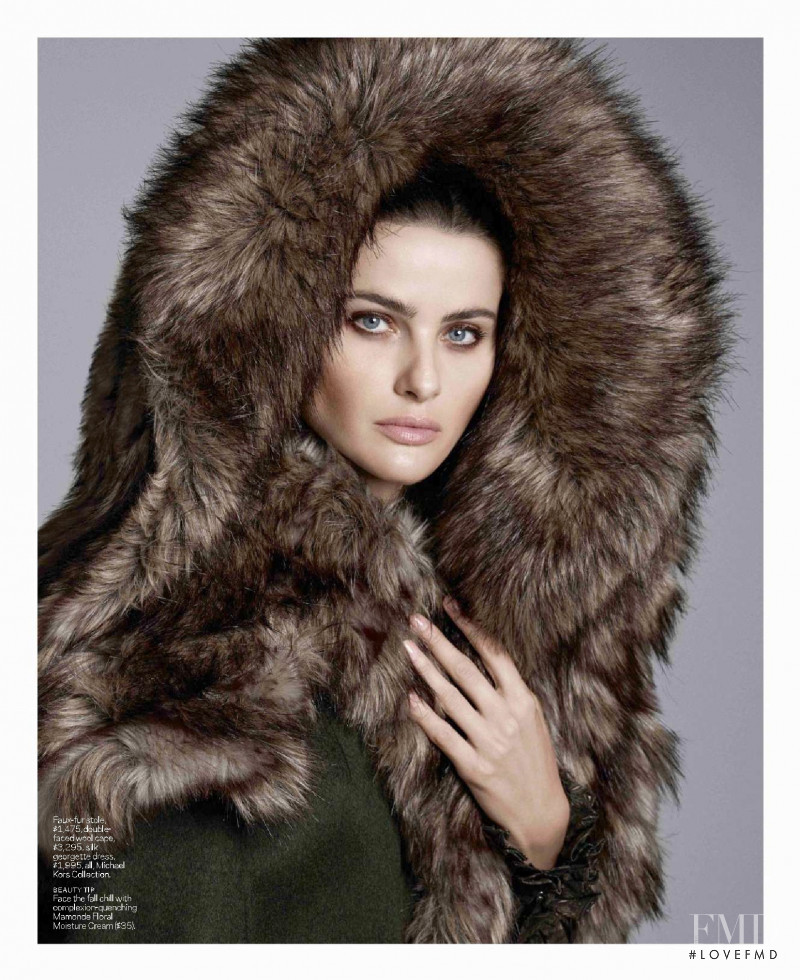 Isabeli Fontana featured in Fake News, October 2018