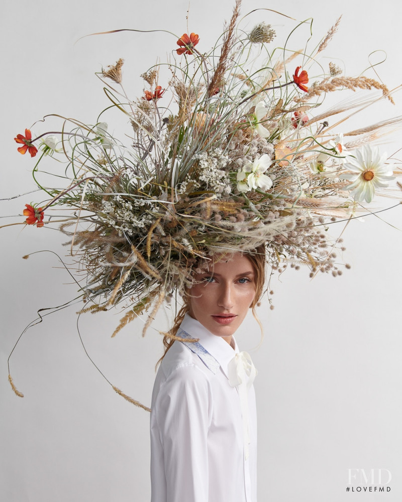 Linda Vojtova featured in Linda Vojtova, October 2018