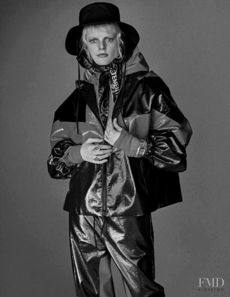 Hanne Gaby Odiele featured in Regen, Bitte ..., September 2018