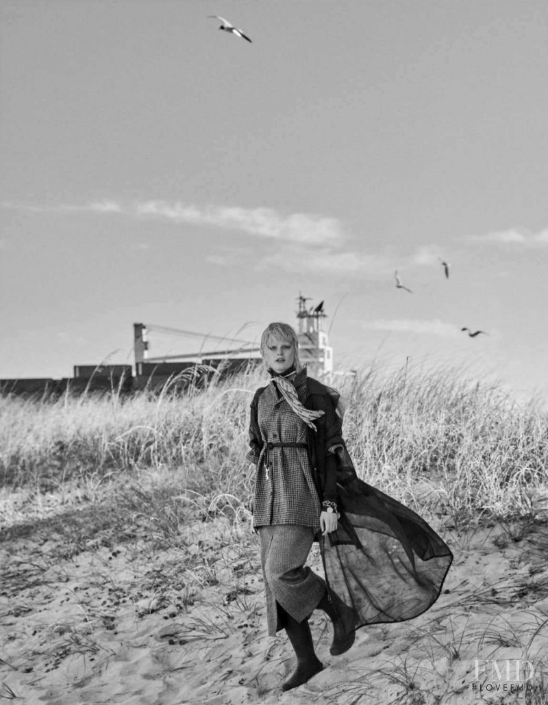 Hanne Gaby Odiele featured in Regen, Bitte ..., September 2018