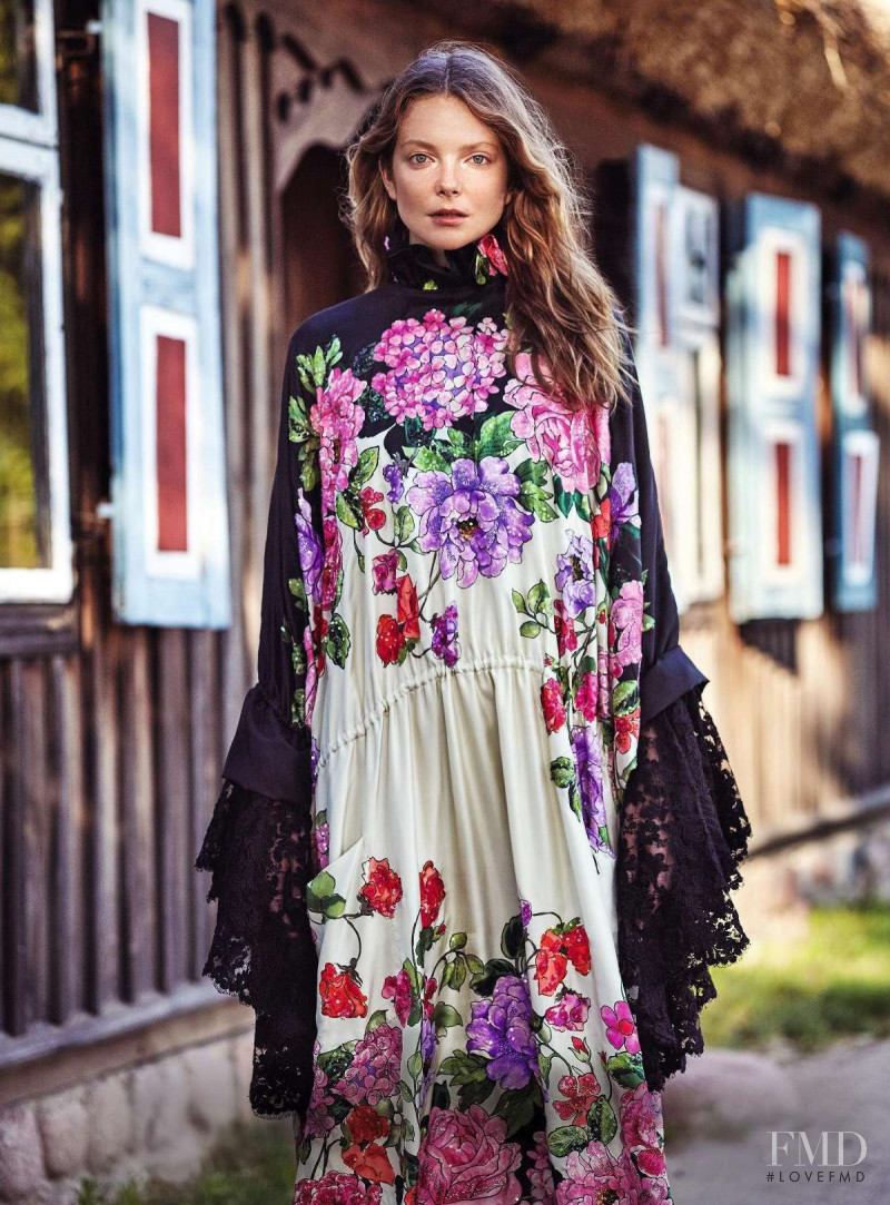Eniko Mihalik featured in Country Girl, September 2018