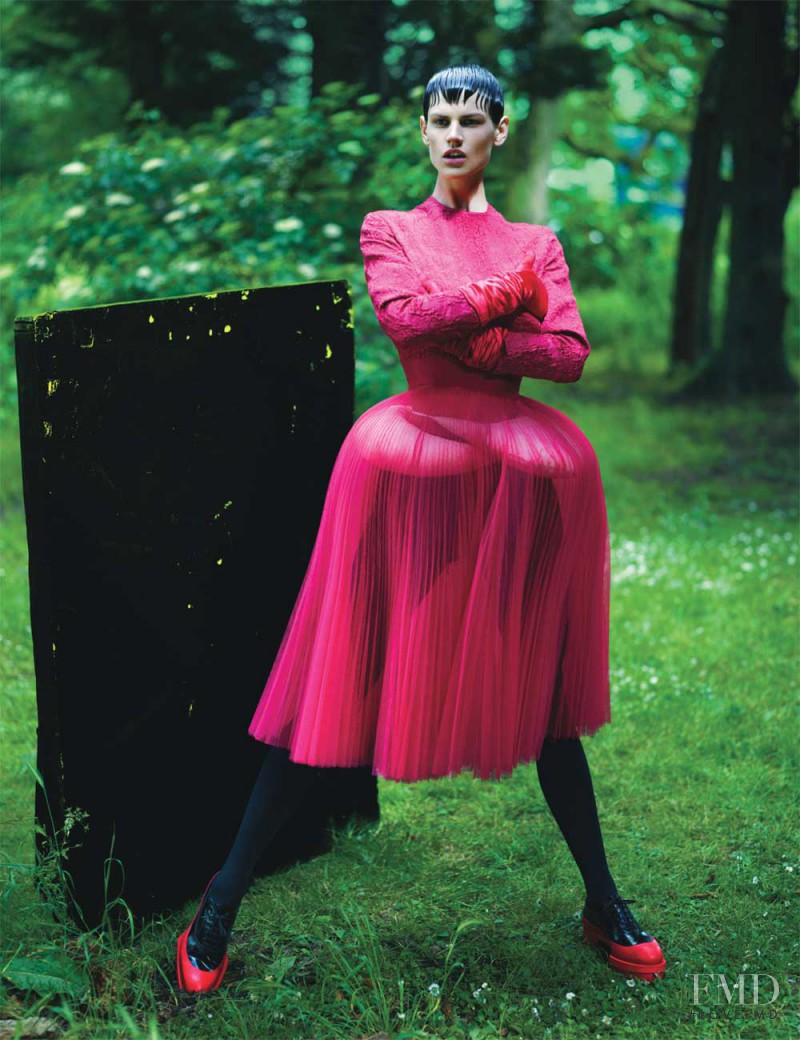 Saskia de Brauw featured in Living Large, September 2012