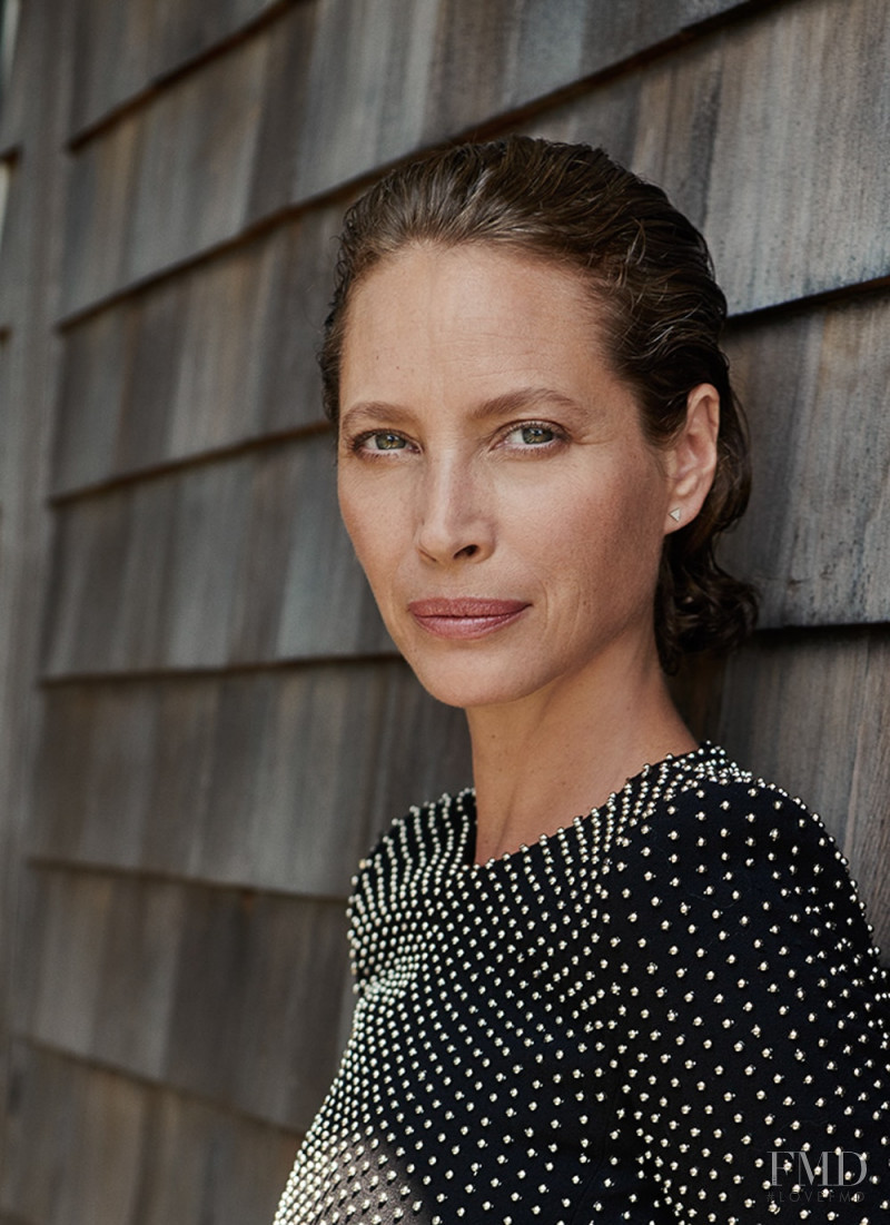 Christy Turlington featured in Maternal Sunshine, October 2018