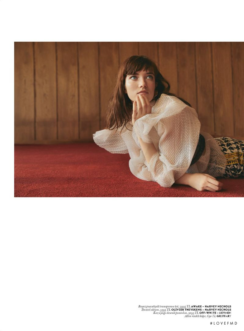 Grace Hartzel featured in Neo Feminin Grace, September 2018