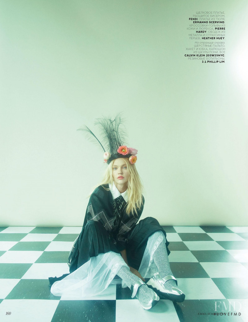 Sasha Pivovarova featured in Sasha Pivovarova, November 2018