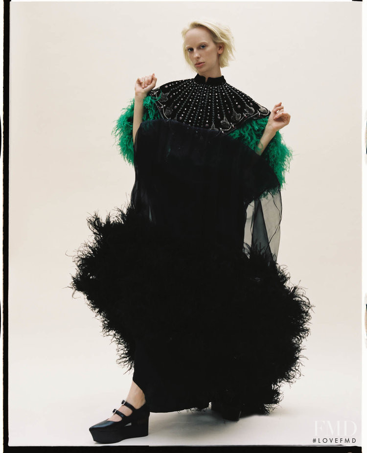 Lili Sumner featured in Lili Sumner, November 2018