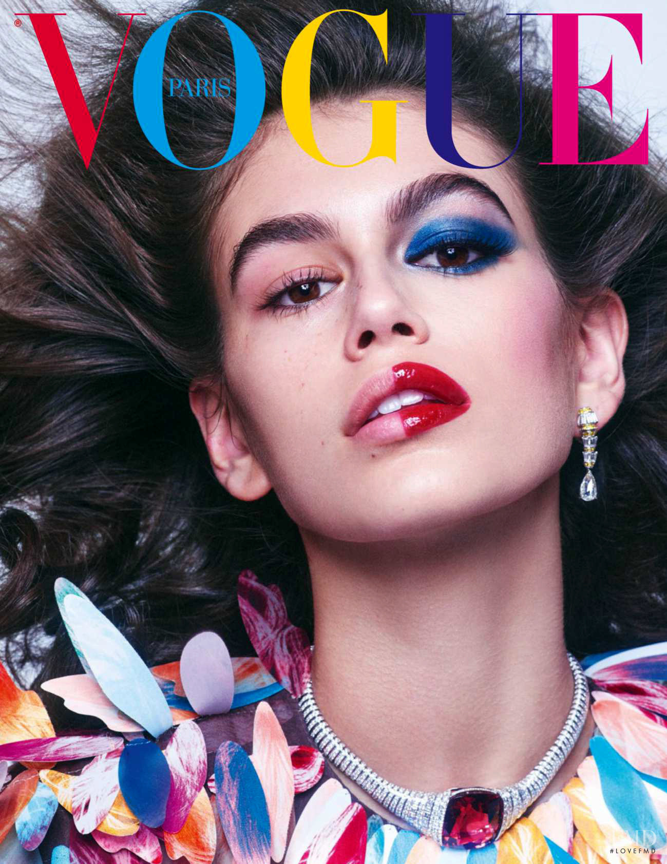 Лучшие обложки. Обложка журнала Вог. Журнал Vogue 2018 обложки. Обложки глянцевых журналов. Красивые обложки модных журналов.