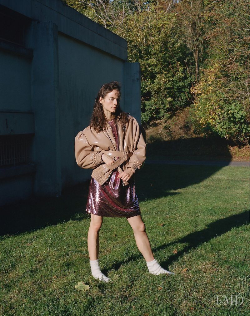 Anna de Rijk featured in Resistência, November 2018