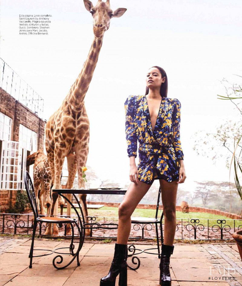 Malaika Firth featured in Tendencias Florales, October 2018