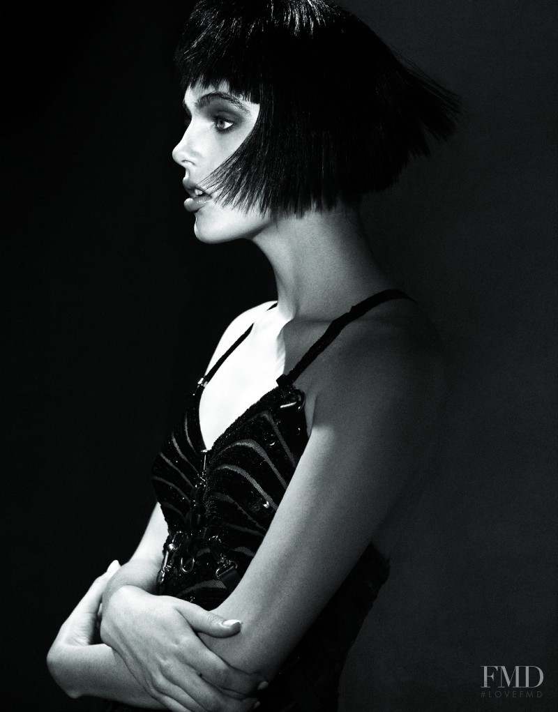 Madison Headrick featured in Sensation Of Black, September 2012