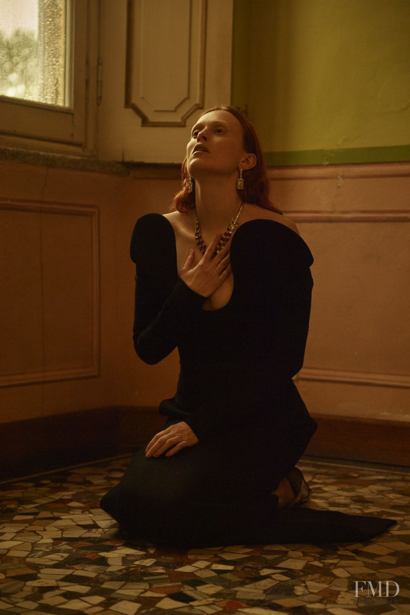 Karen Elson featured in Karen Elson, December 2018