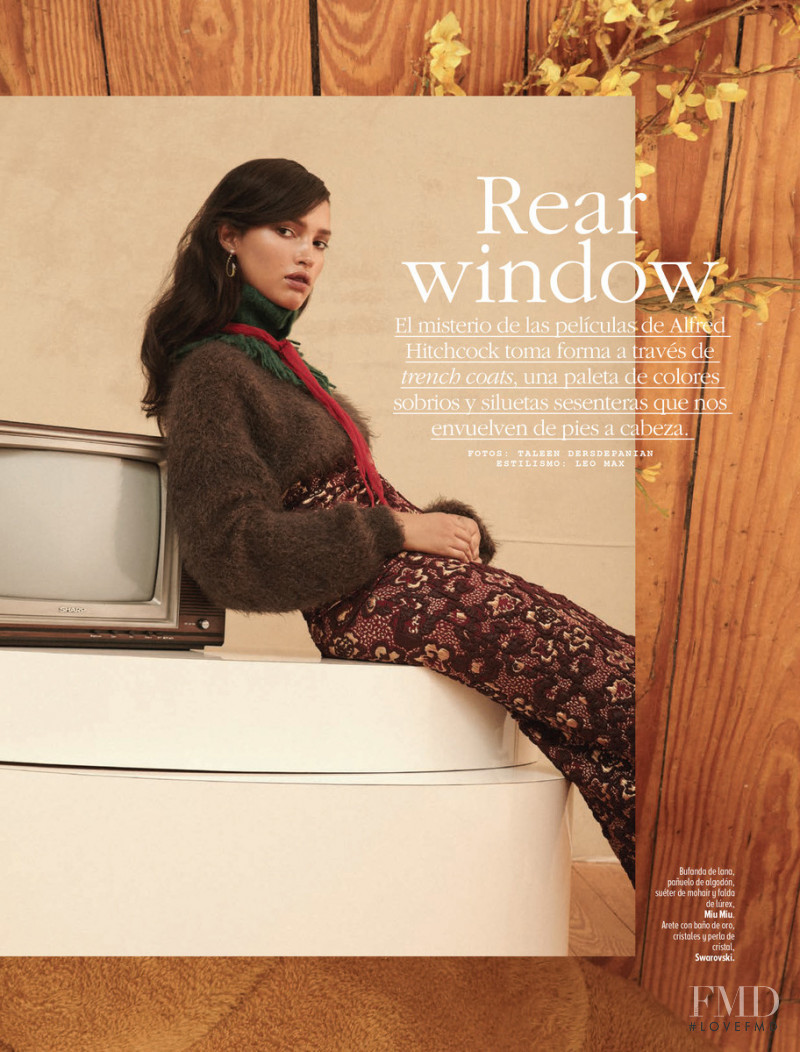 Camila Costa featured in Rear window, October 2018