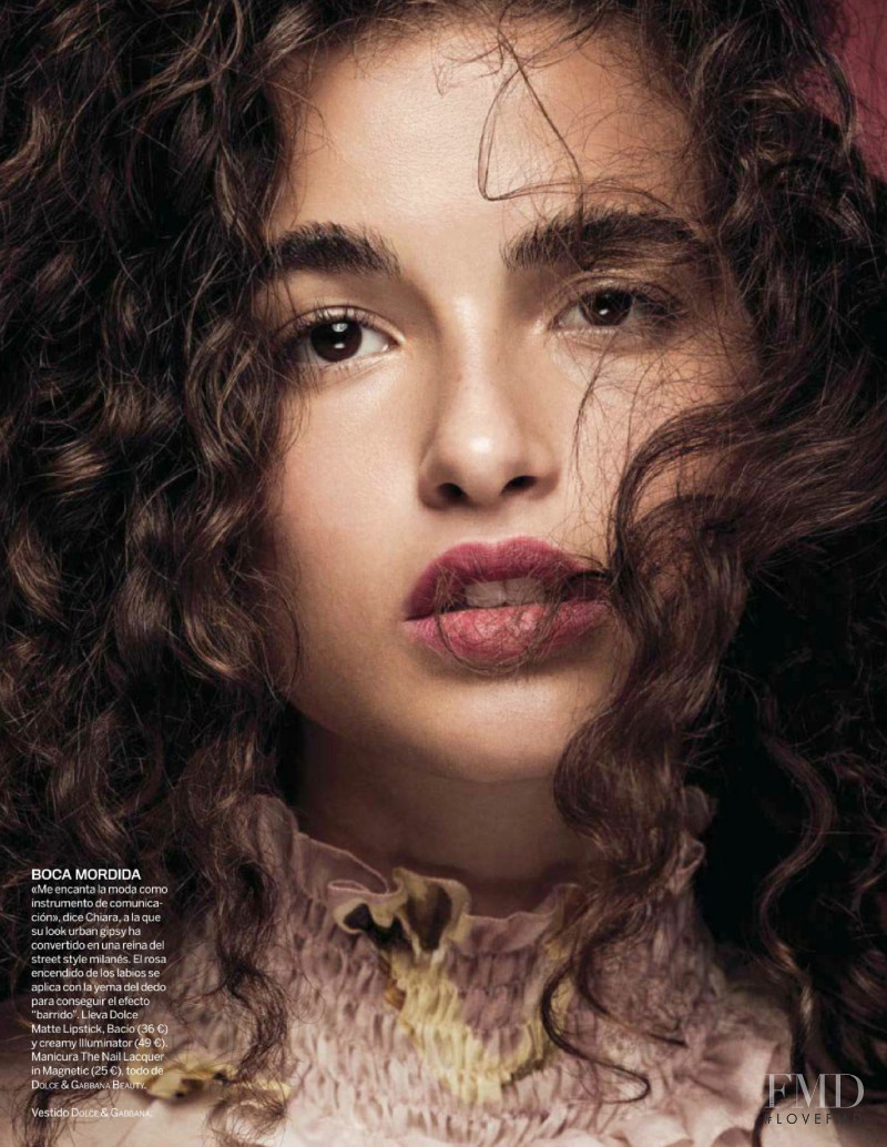 Chiara Scelsi featured in Belleza real, October 2018