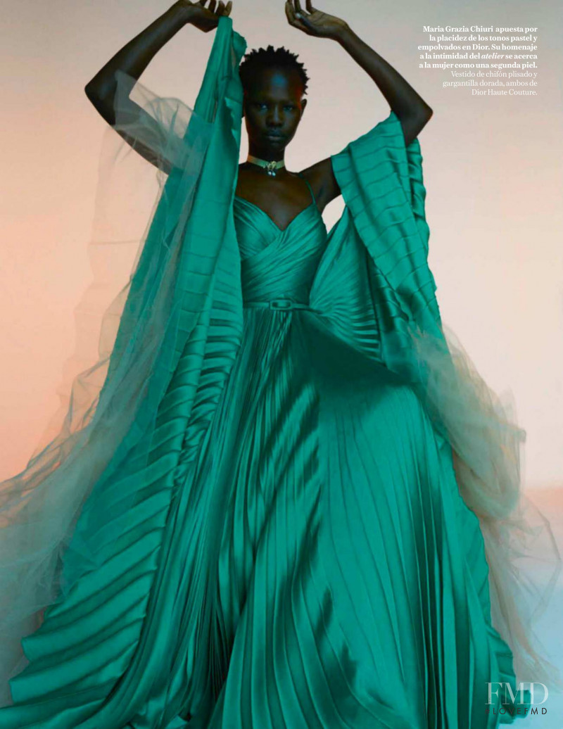 Shanelle Nyasiase featured in Verde que te quiero verde, December 2018