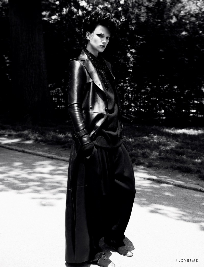 Kasia Struss featured in Wir Sind So Frei, September 2012