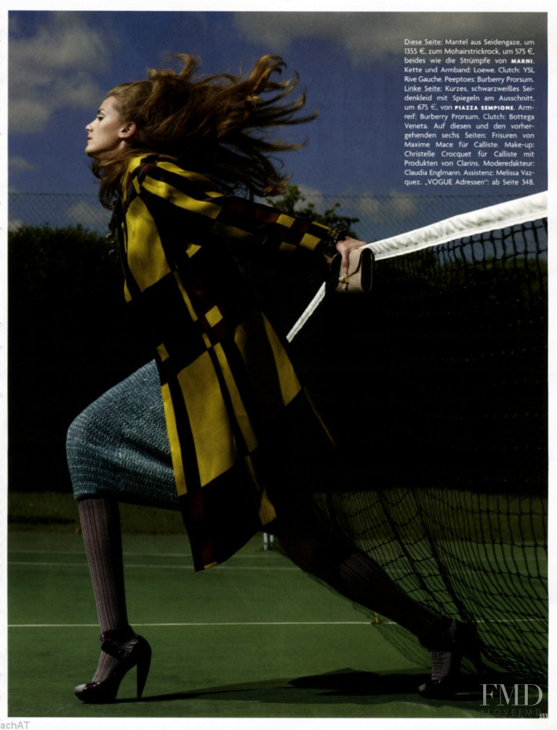 Denisa Dvorakova featured in Farb-Spiele, November 2008