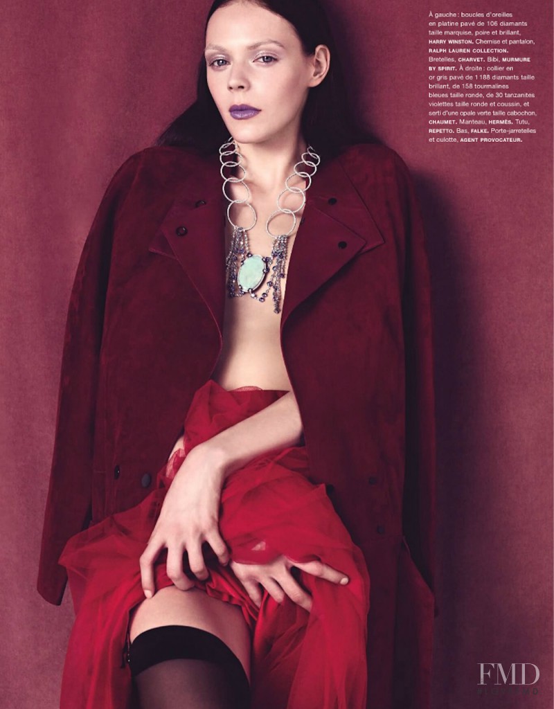 Kinga Rajzak featured in Precieuse, September 2012