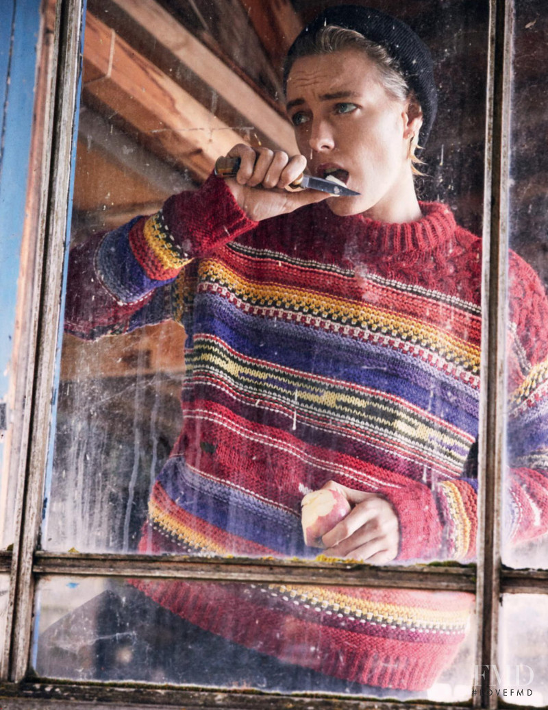 Erika Linder featured in Irrésistible, February 2019