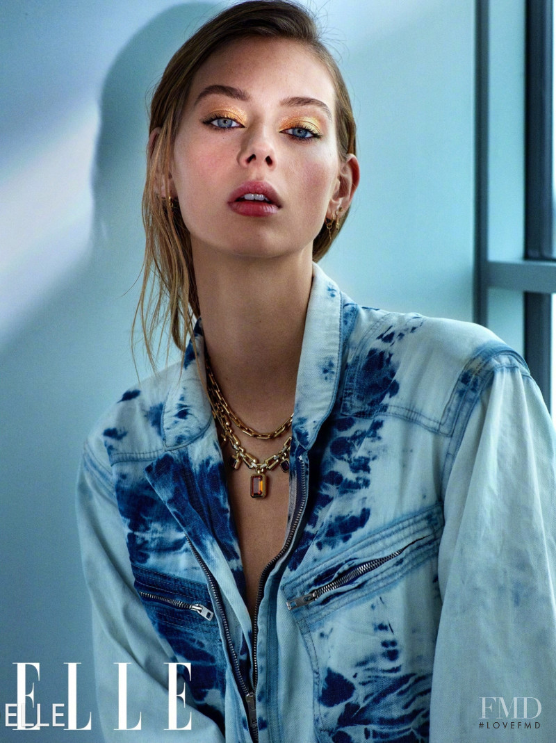 Lauren de Graaf featured in New Style New Look, March 2019