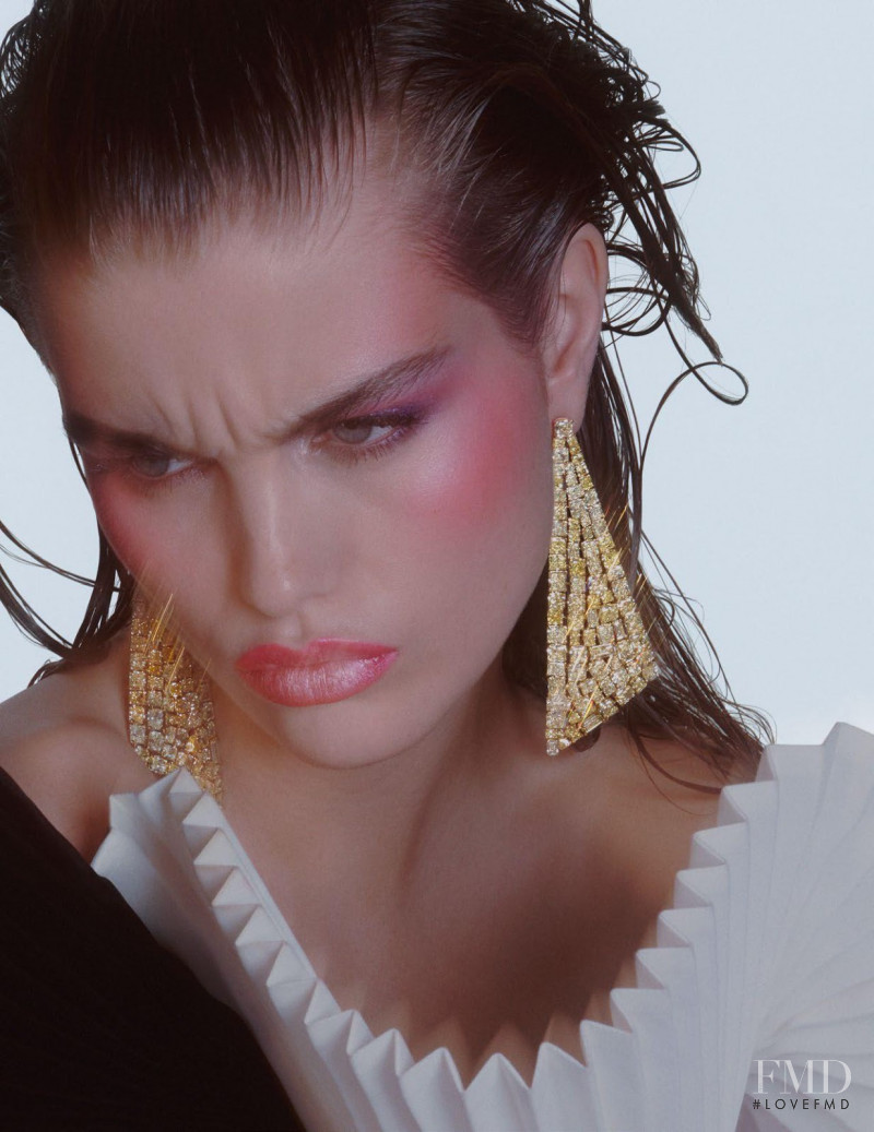 Luna Bijl featured in Rêves De Pierres, March 2019