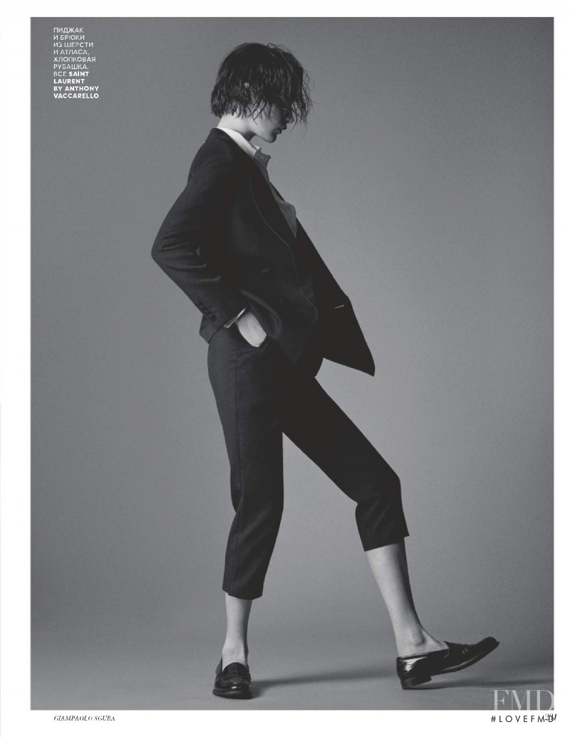 Bella Hadid featured in A few good questions, March 2019