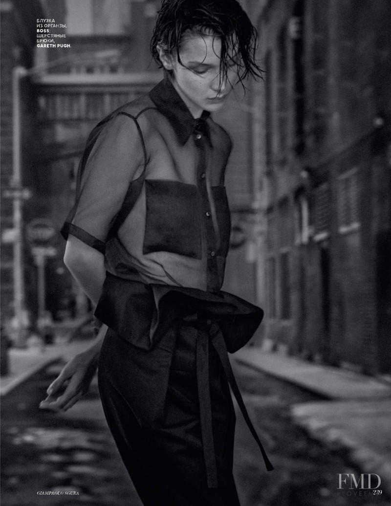 Bella Hadid featured in A few good questions, March 2019
