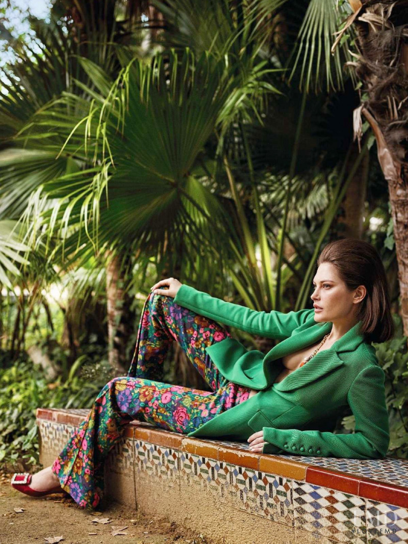 Catherine McNeil featured in Looks of a Spanish Lady, March 2019