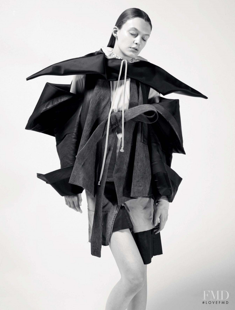 Ariel Nicholson in Dazed with Ariel Nicholson wearing Rick Owens - (ID ...