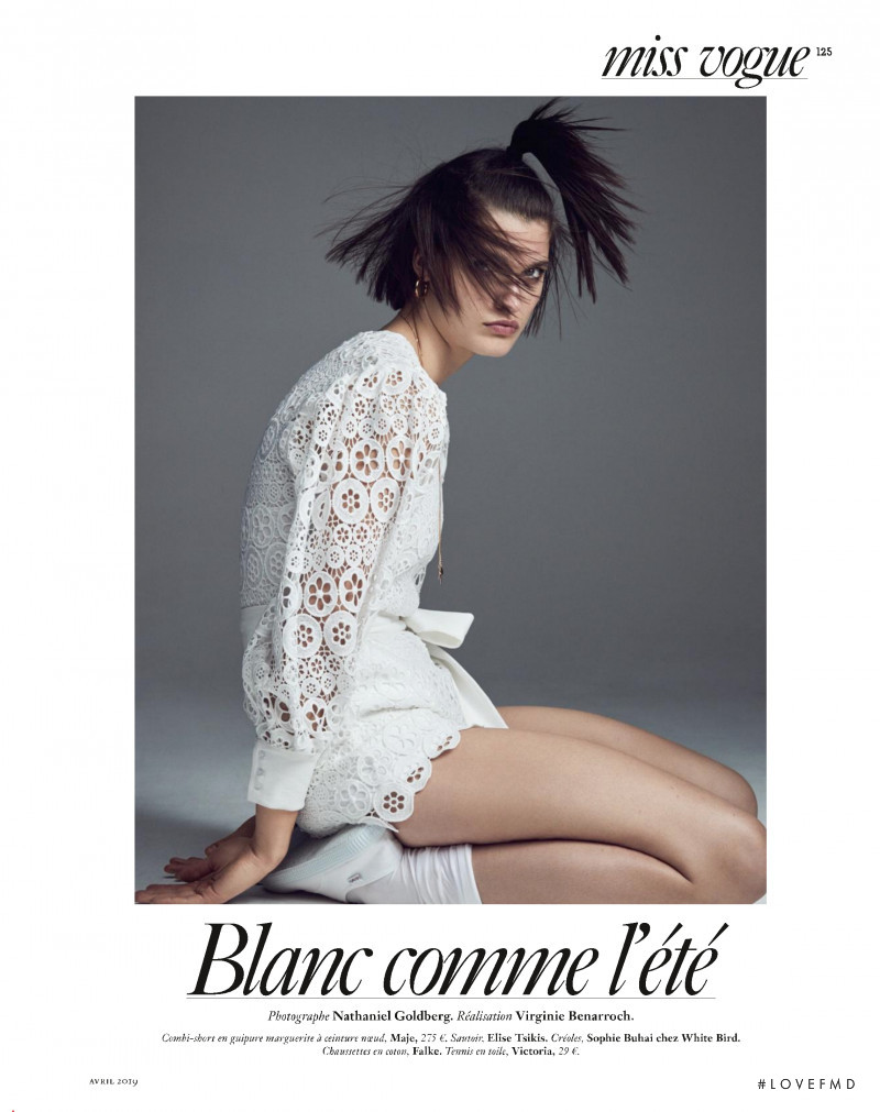 Julia van Os featured in Blanc Comme L\'Été, April 2019